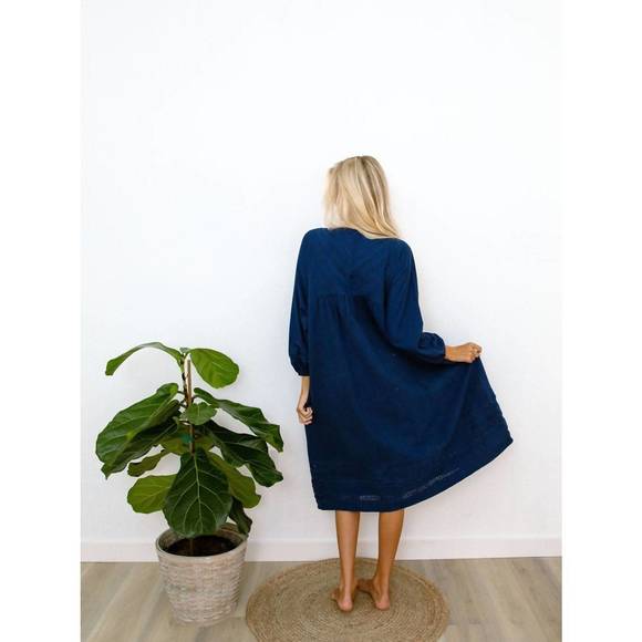 NEW ERICA WILSON manoush dress in navy - Picture 2 of 2